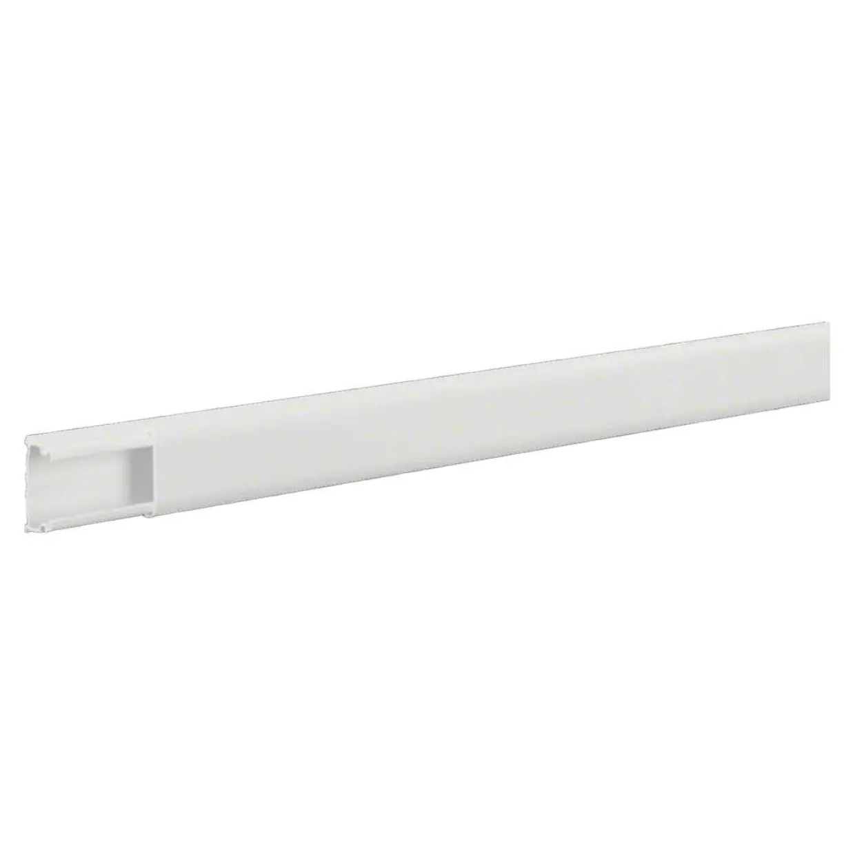 ATA 13 x 24 mm 2,1 meter med Dubbelhäftande Tejp PVC Vit RAL 9016
