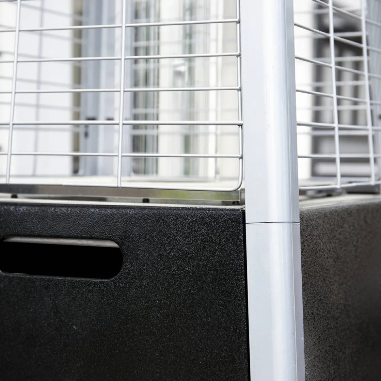 Hottie Square, Stående Gasolvärmare Utomhus i Aluminium