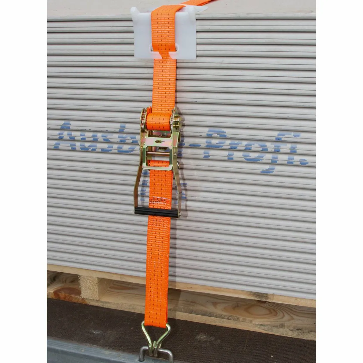 8 m 4000 kg